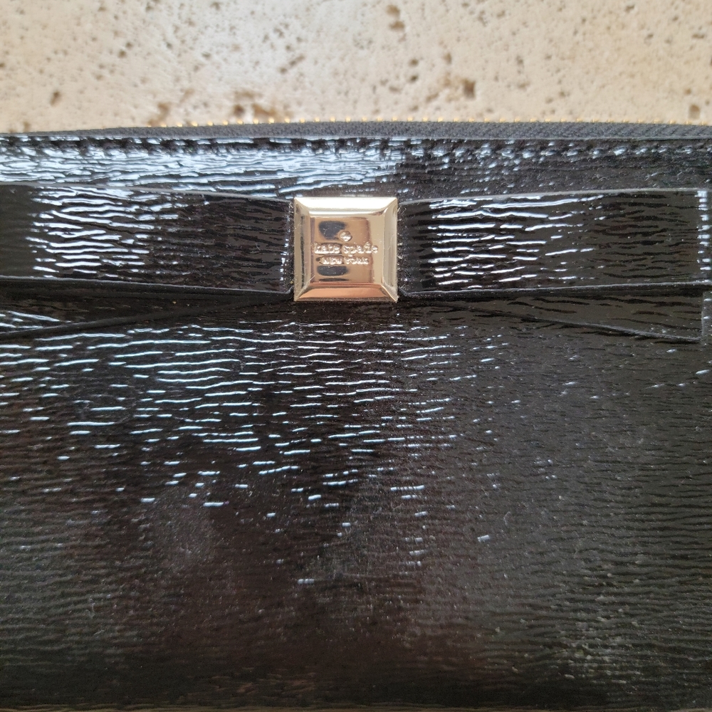 Kate Spade wallet - Picture 2 of 6